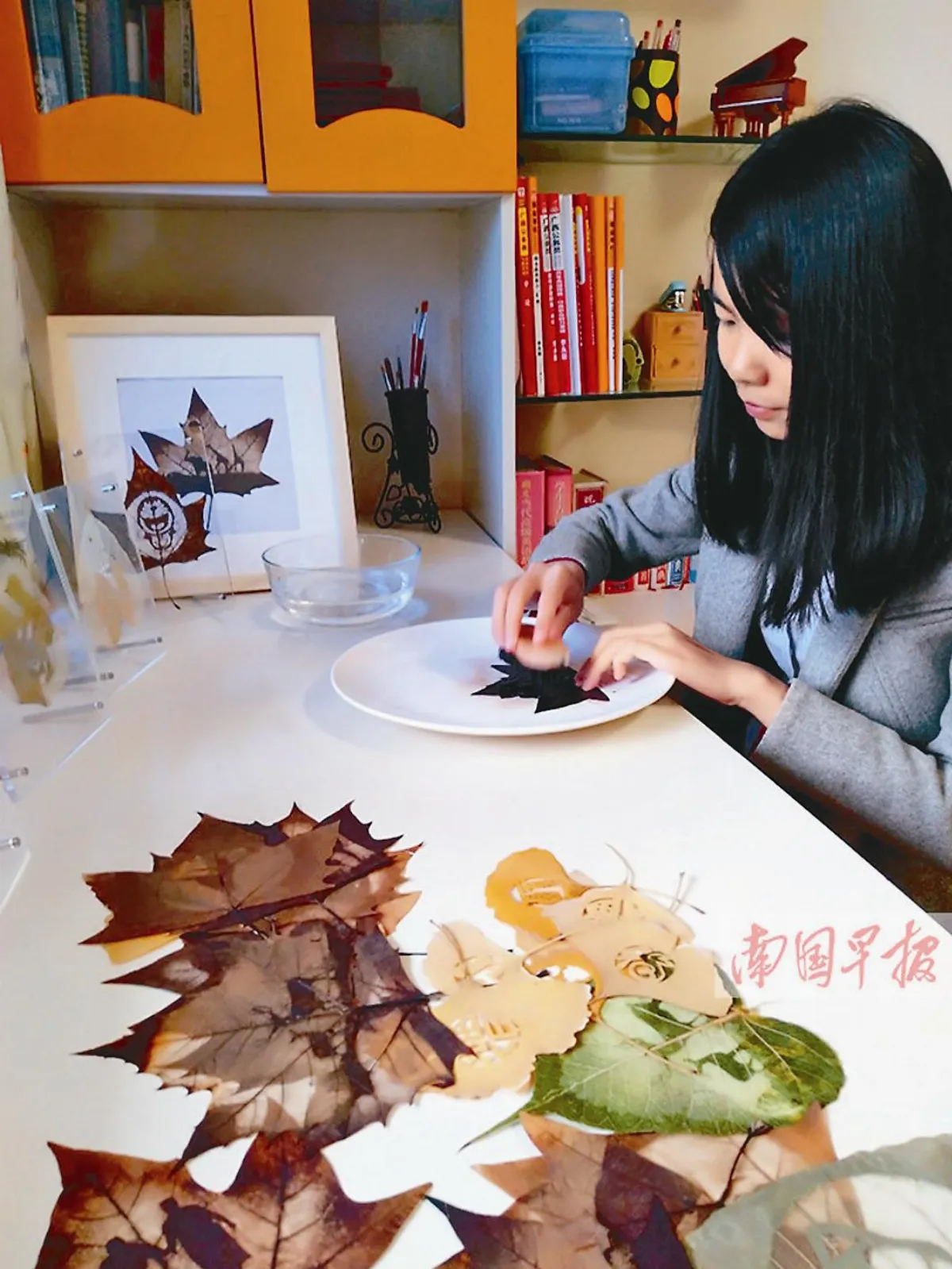 落葉當畫布 雕出新生命