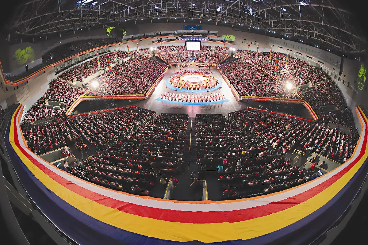 禪淨獻燈祈福 點亮人間淨土