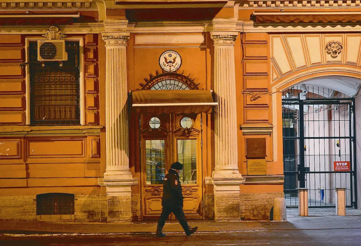 回敬 俄逐美60外交官、關領事館