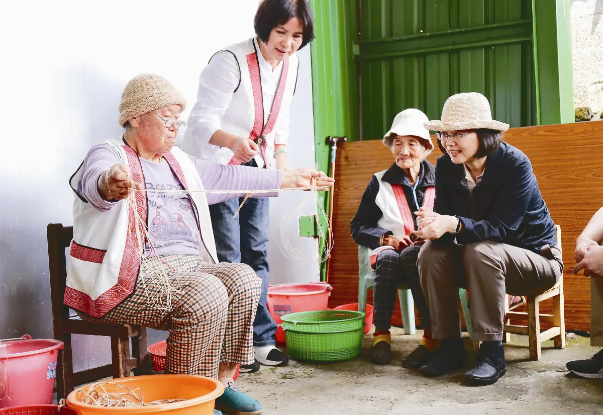 傅崐萁盼多給資源 蔡總統 遊花蓮鼓勵觀光