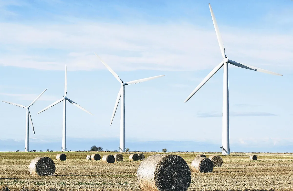 英風力、太陽發電 首超核電