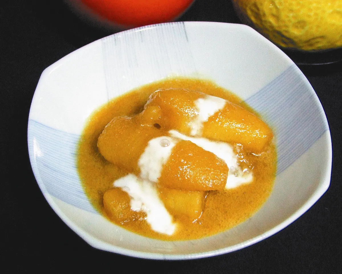 蘭音齋 椰奶煮生香蕉，芳香誘饞涎