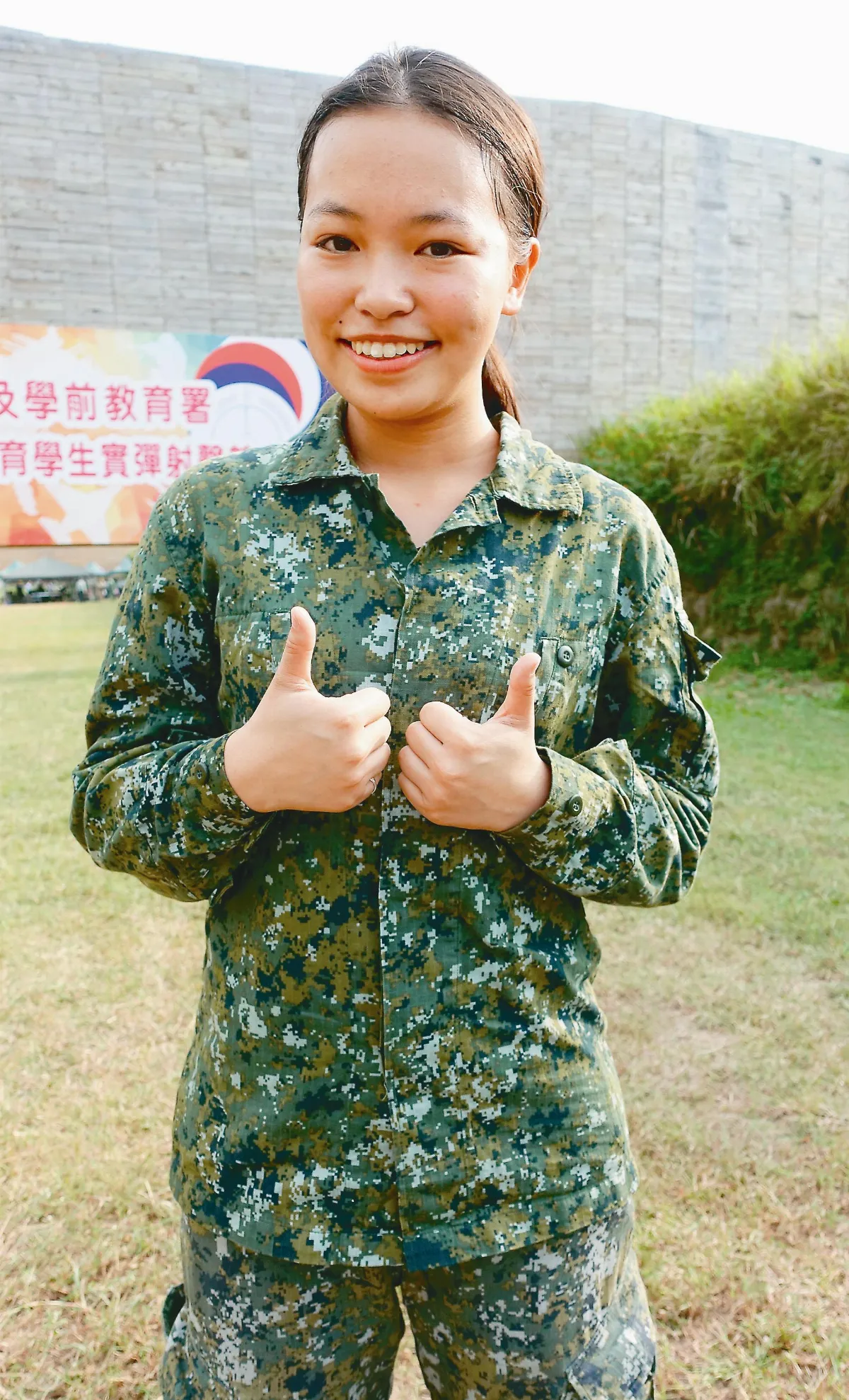 鐵皮屋女孩 獎金轉讓學弟妹