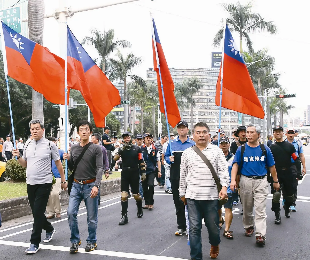 八百壯士 要求軍改案釋憲