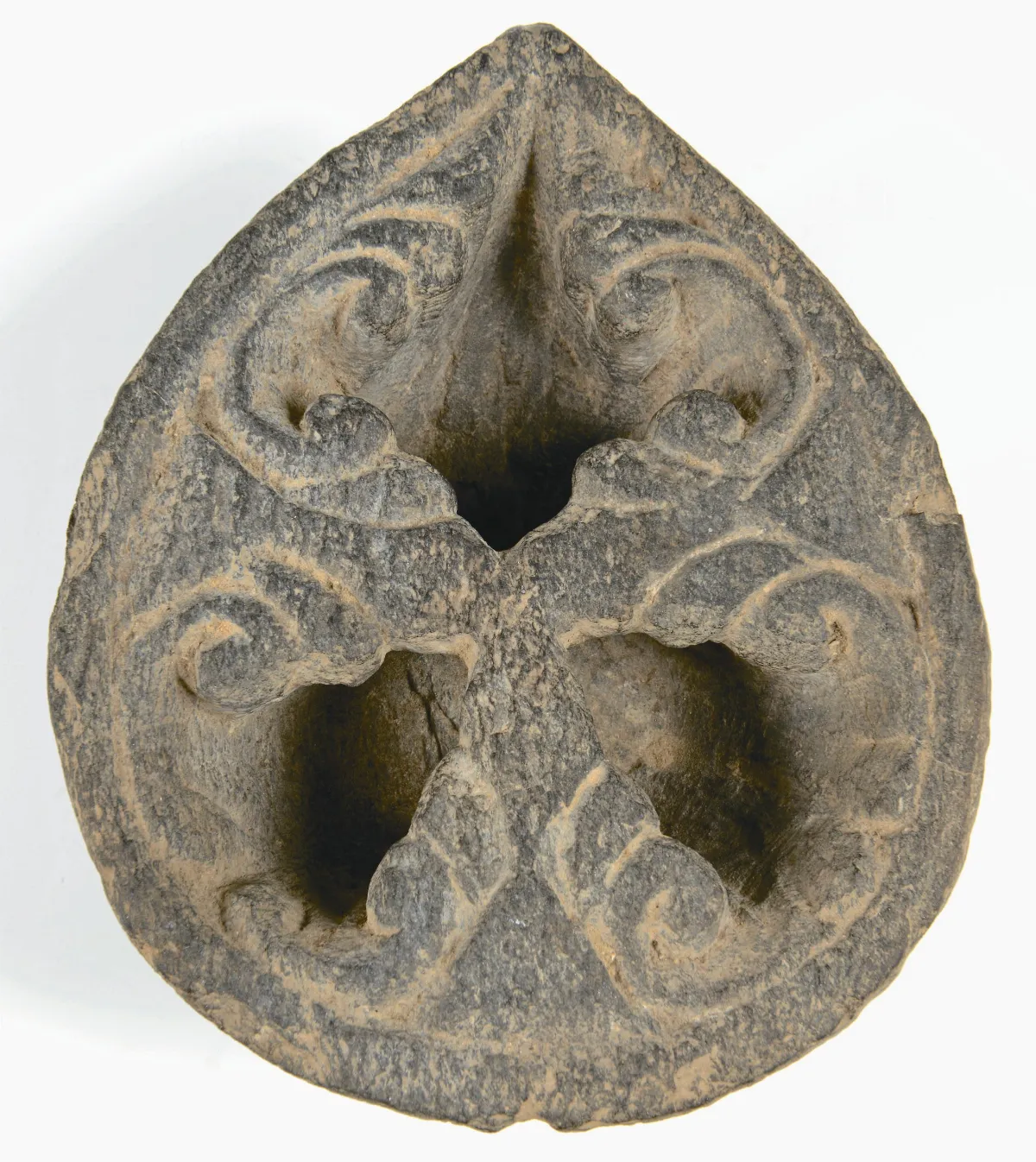 【與佛同行──發現佛陀的故鄉】佛龕像．葉形油燈