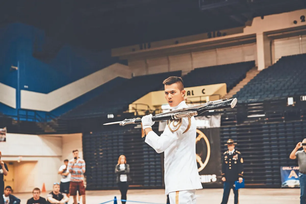 蘇祈麟操槍 驚豔世界