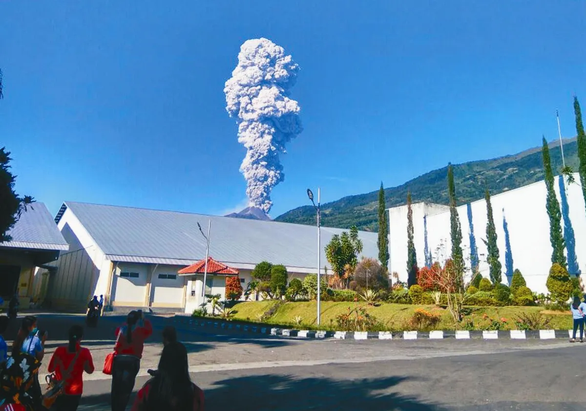 夏威夷火山噴發 當局籲防範有毒氣體