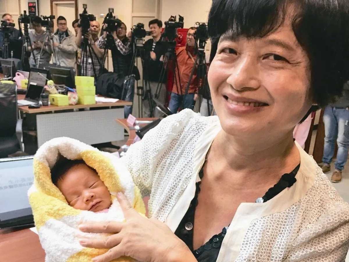 62歲再當媽 感覺重新活起來