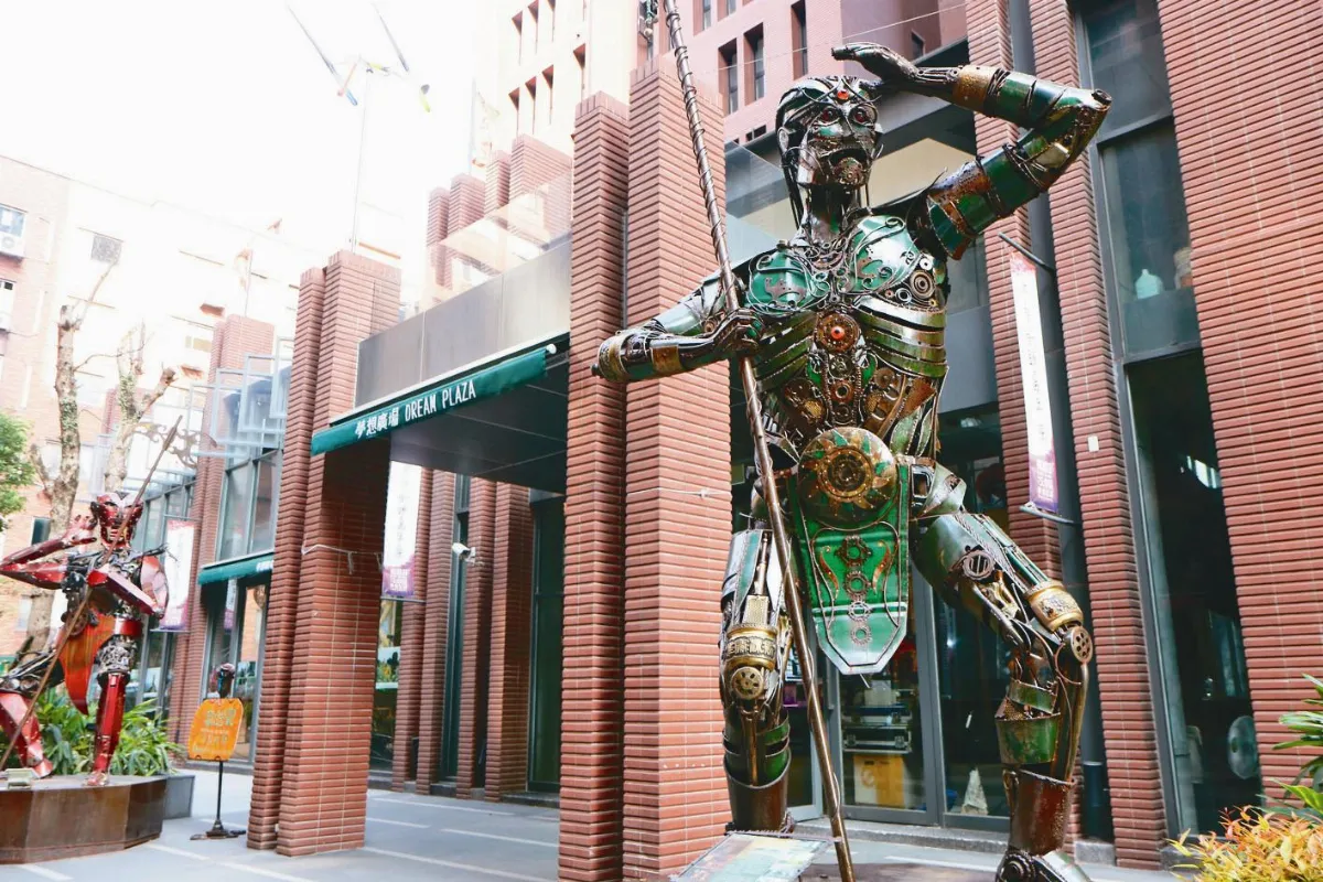 這裡充滿夢想 不是神怪世界