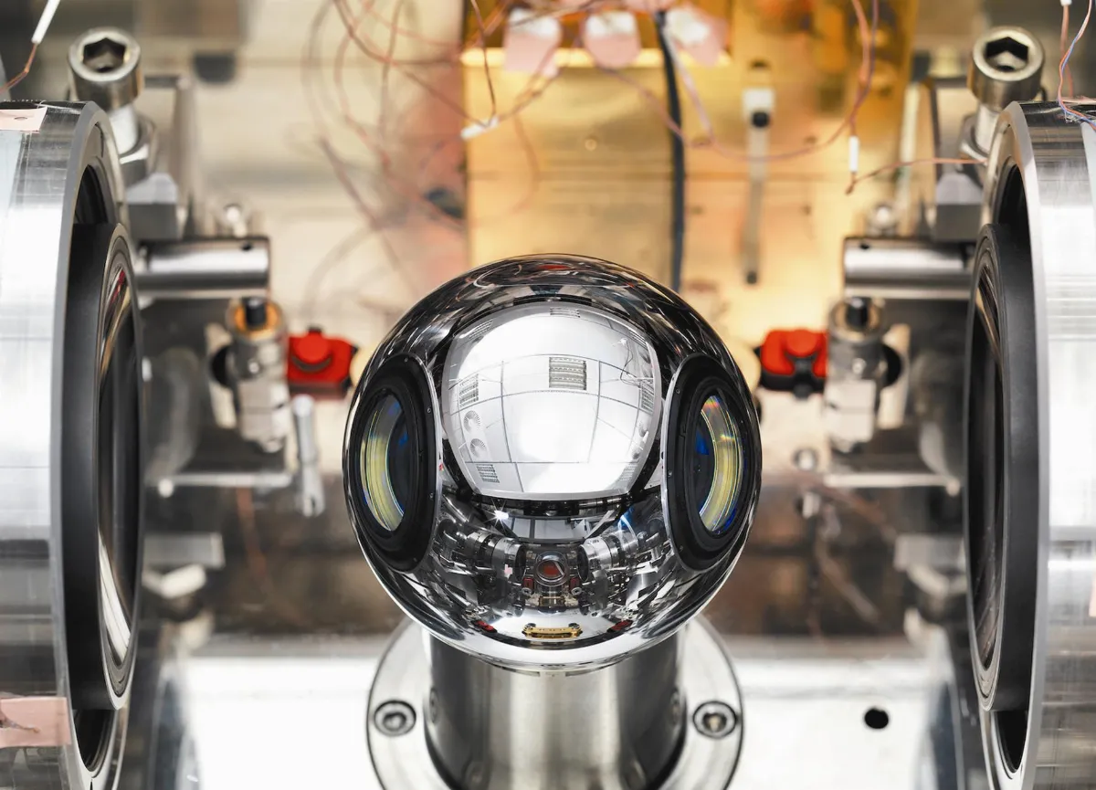 公斤定義矽晶球 台灣率先購入