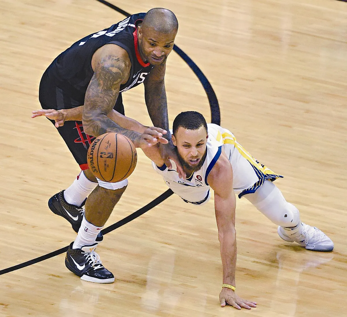 NBA勇士擊敗火箭 連4年與騎士爭冠