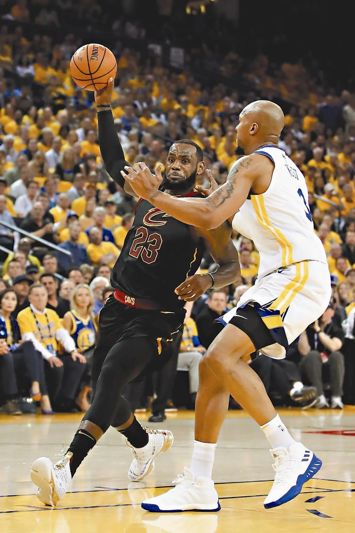 詹皇51分無用 勇士延長賽奪首勝