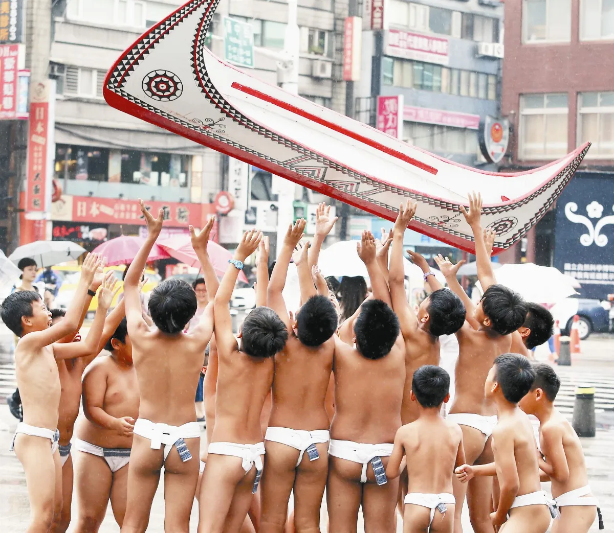 蘭嶼小飛魚 快閃驚豔台北