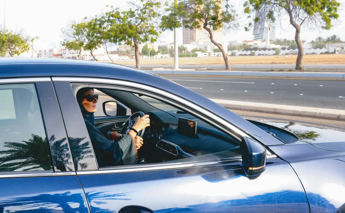 全球最後解禁 沙國女性開車了