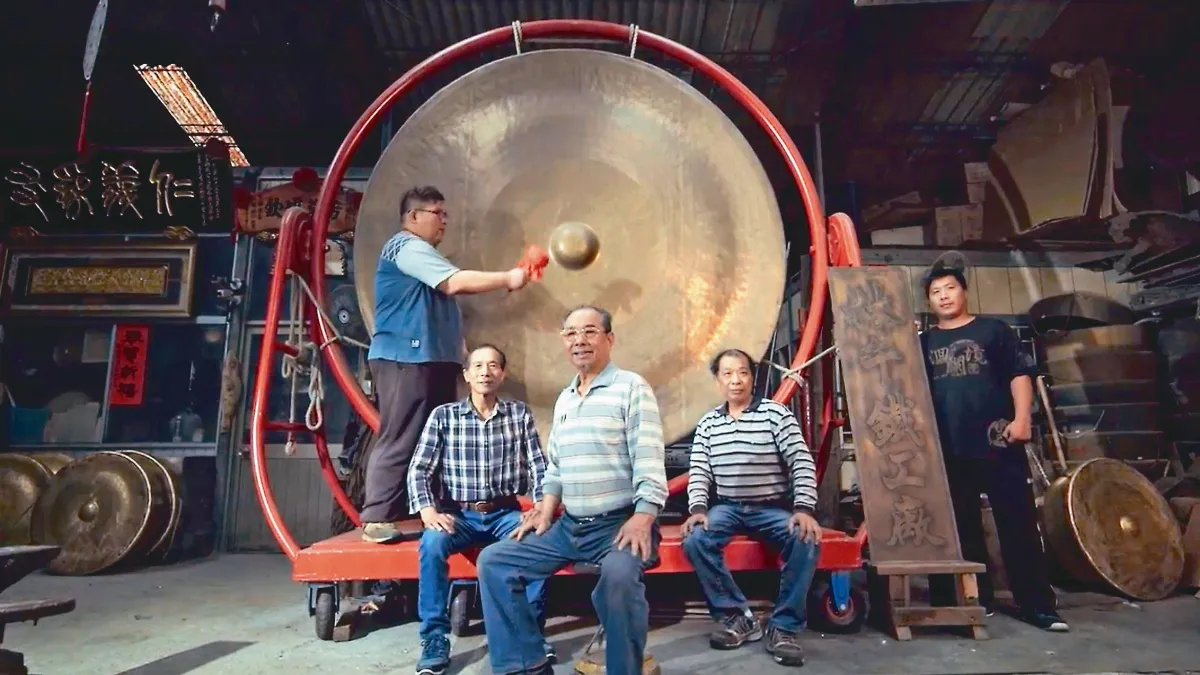 一敲一擊5千錘 林午銅鑼響3代
