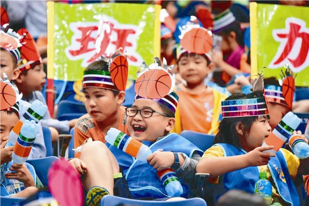 球場點滴  小粉絲 熱情燃燒球場