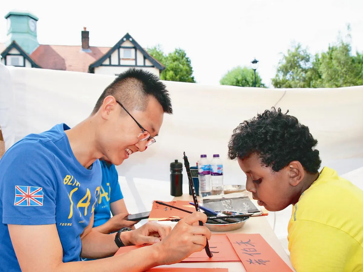 人間佛教 深入倫敦社區