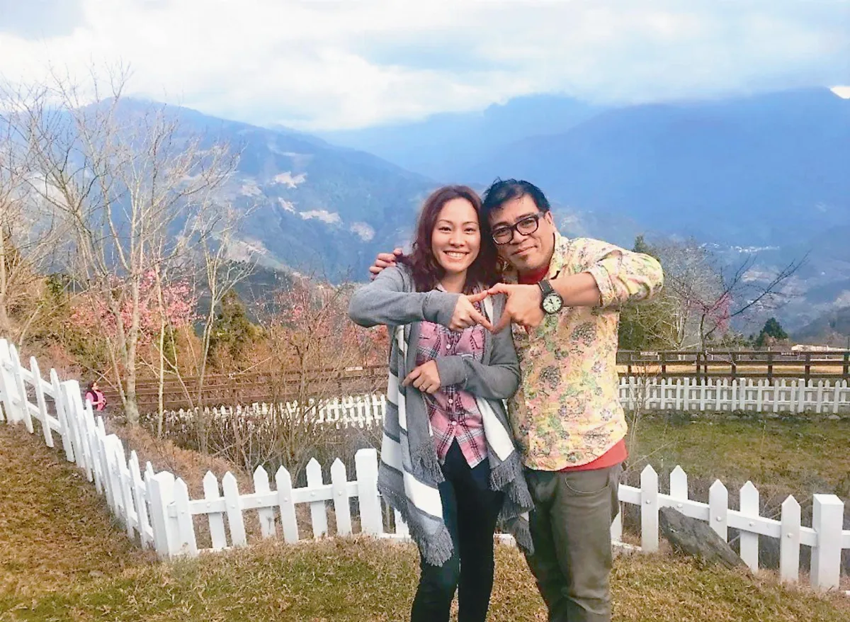 異國夫妻行善 攜手關愛鄰里