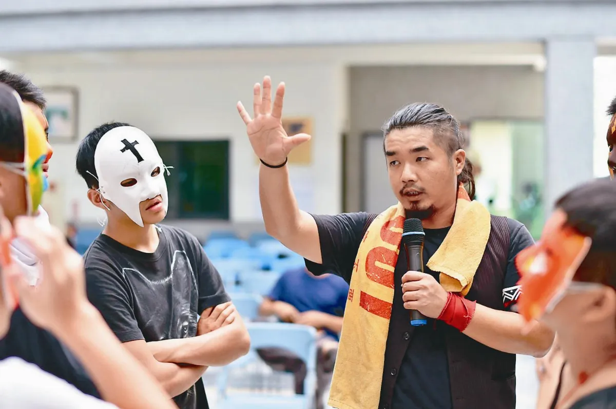 用戲劇、表演 打造學子情緒出口