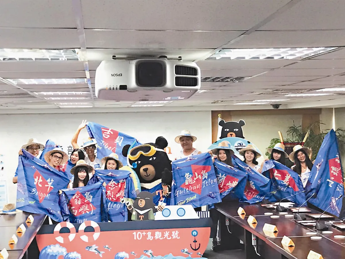 72歲鐵人 地表最強島主