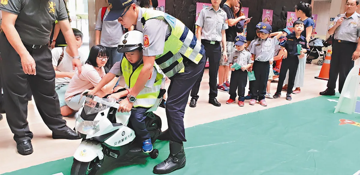 小小  警察超搶手 錄取率比警大低