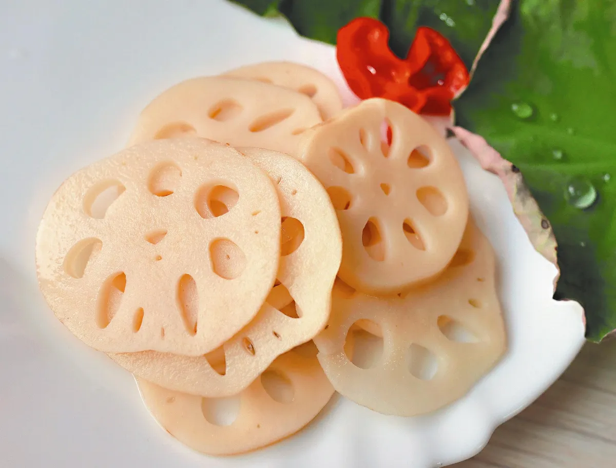 逸 饗 蔬食蓮藕