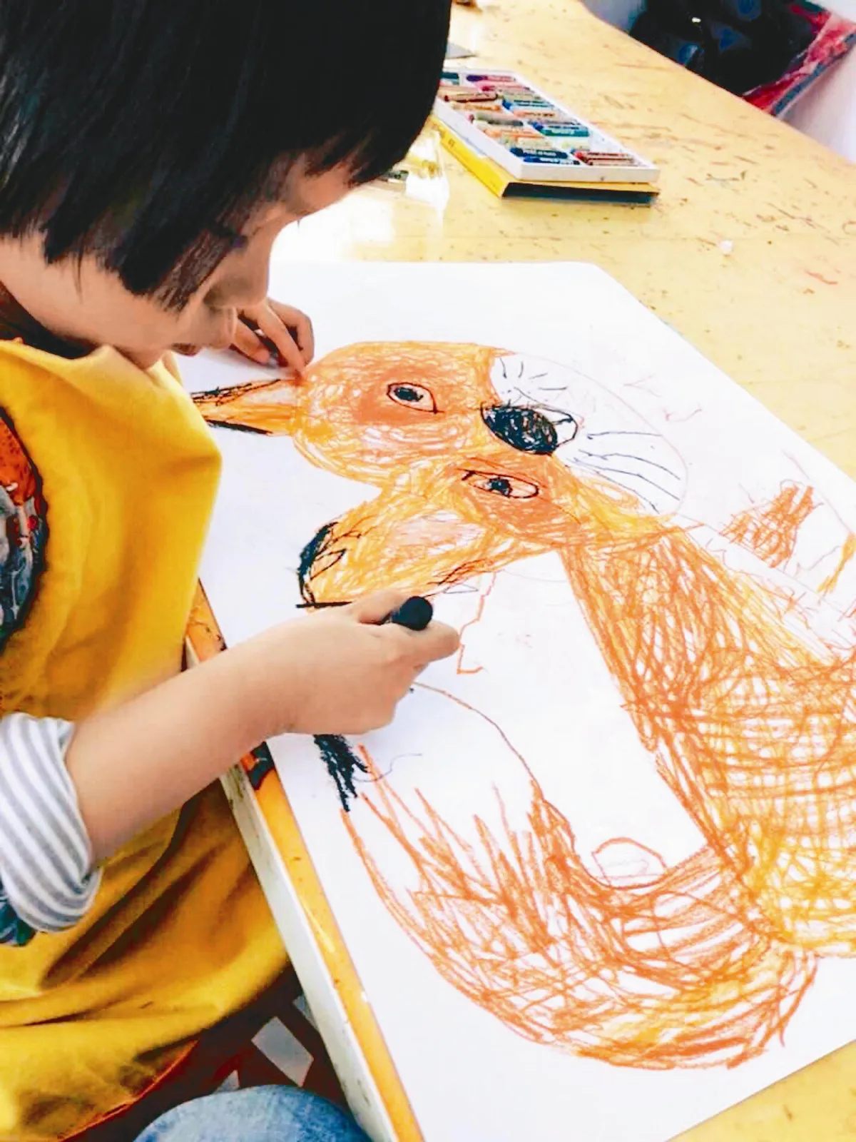 倒著創作 女孩畫出驚豔
