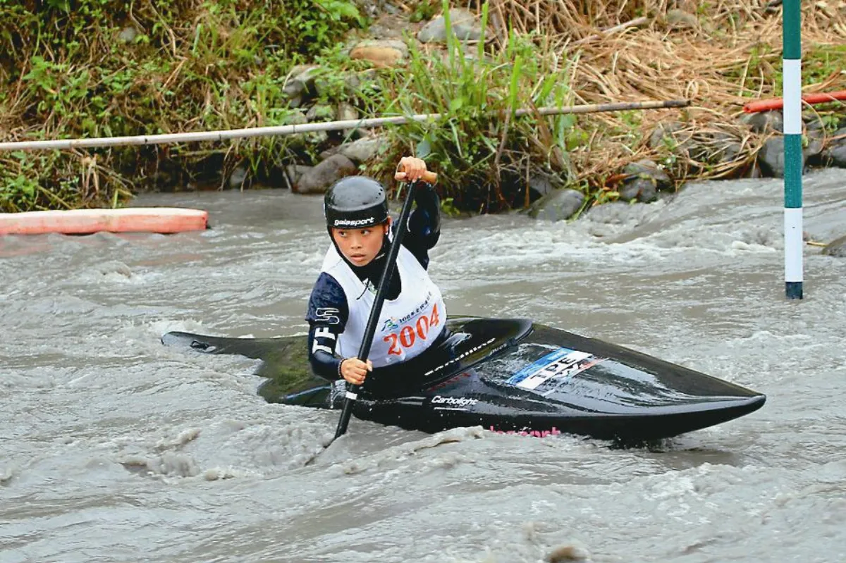 輕艇 連2屆奪牌&ensp;陳瑋涵摘銀
