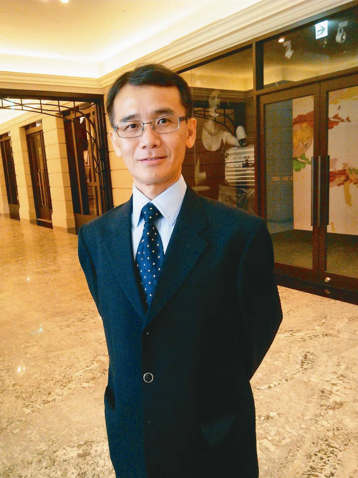 熱心雞婆教官 讓偷錢學生變老闆