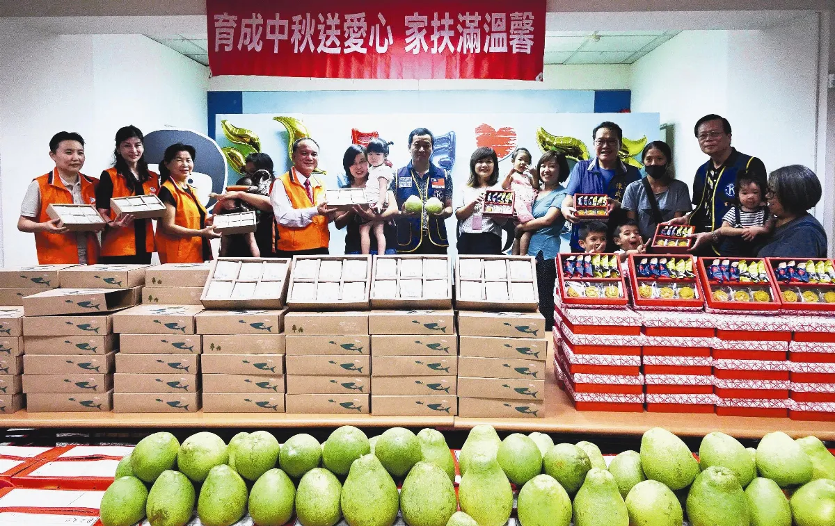 弱勢領月餅開心過中秋
