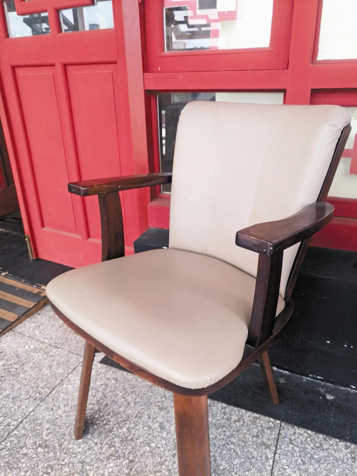 簡單生活不簡單 自己的椅子