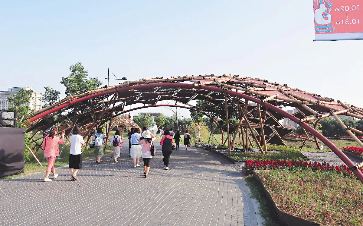 故宮南院藝術大道 竹構穹頂 遮陽又可賞景