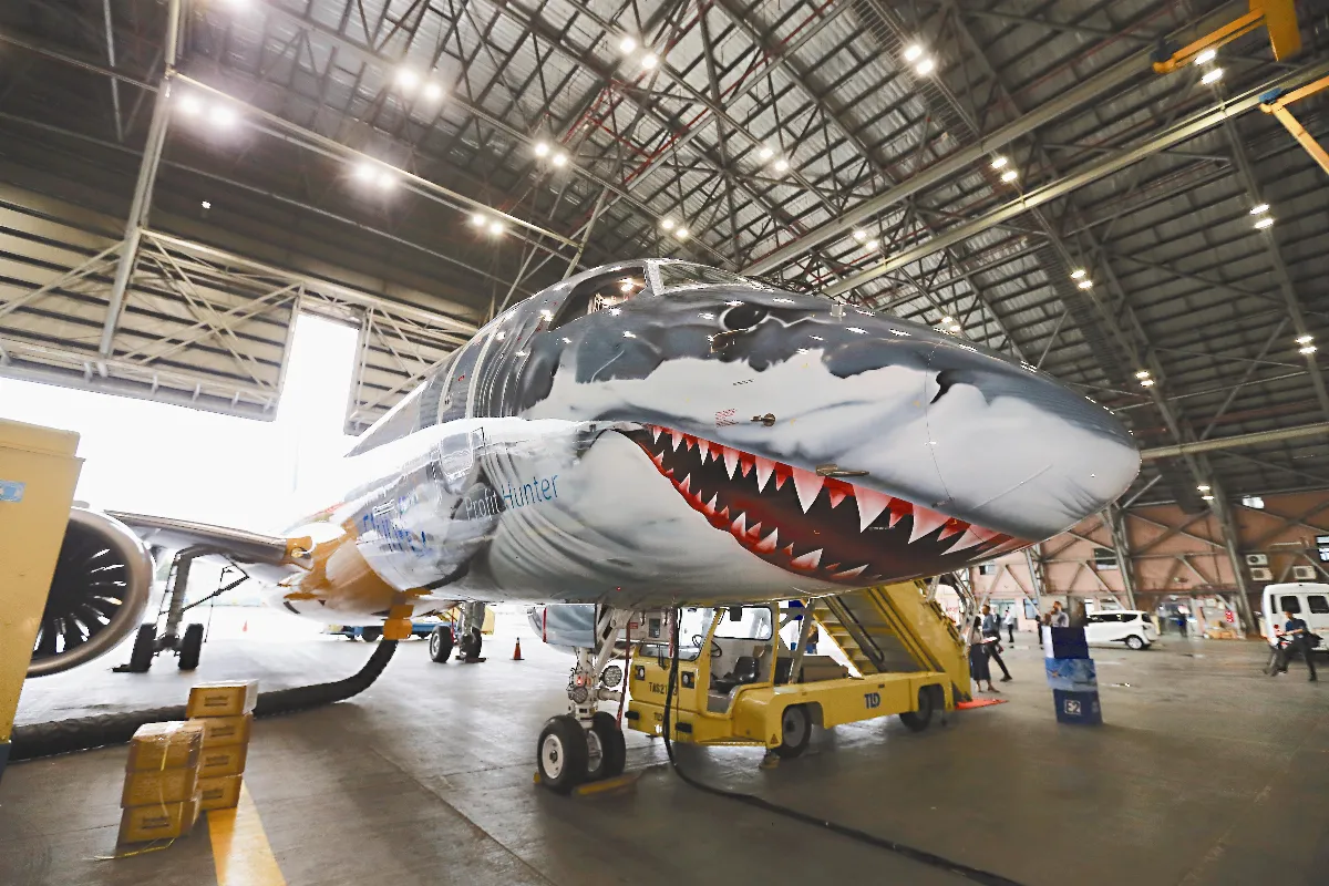 沙魚機來台快閃 航空迷爭睹