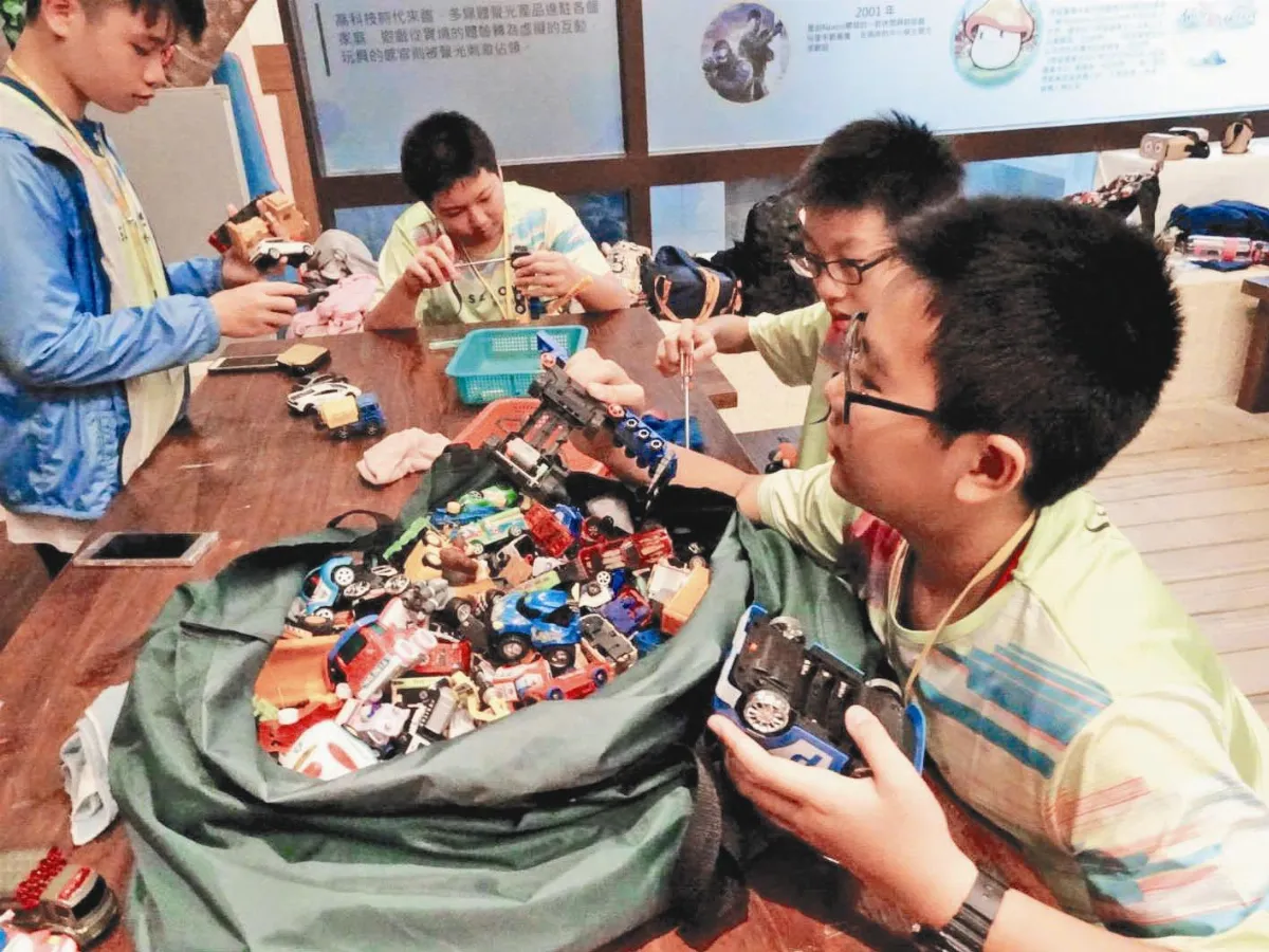 弱勢兒少騎單車 培養利他精神