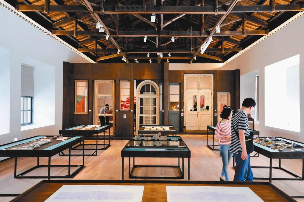 全台唯一修復畫作美術館 南美館一館 試營運