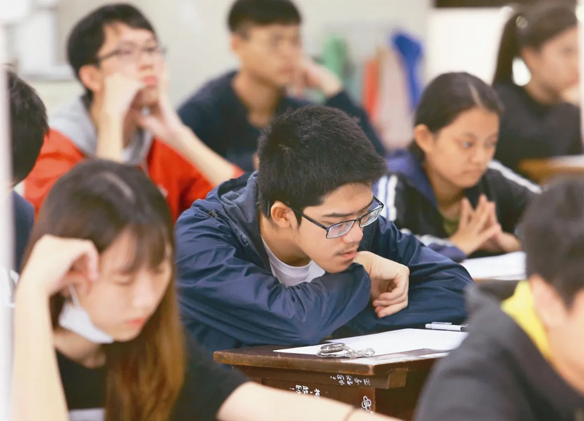 英聽考砸了 恐無緣進牙醫系