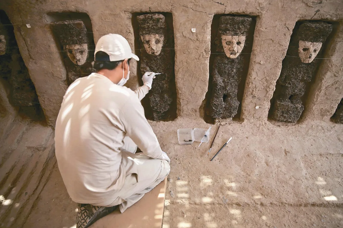 世遺古城出土20尊雕像