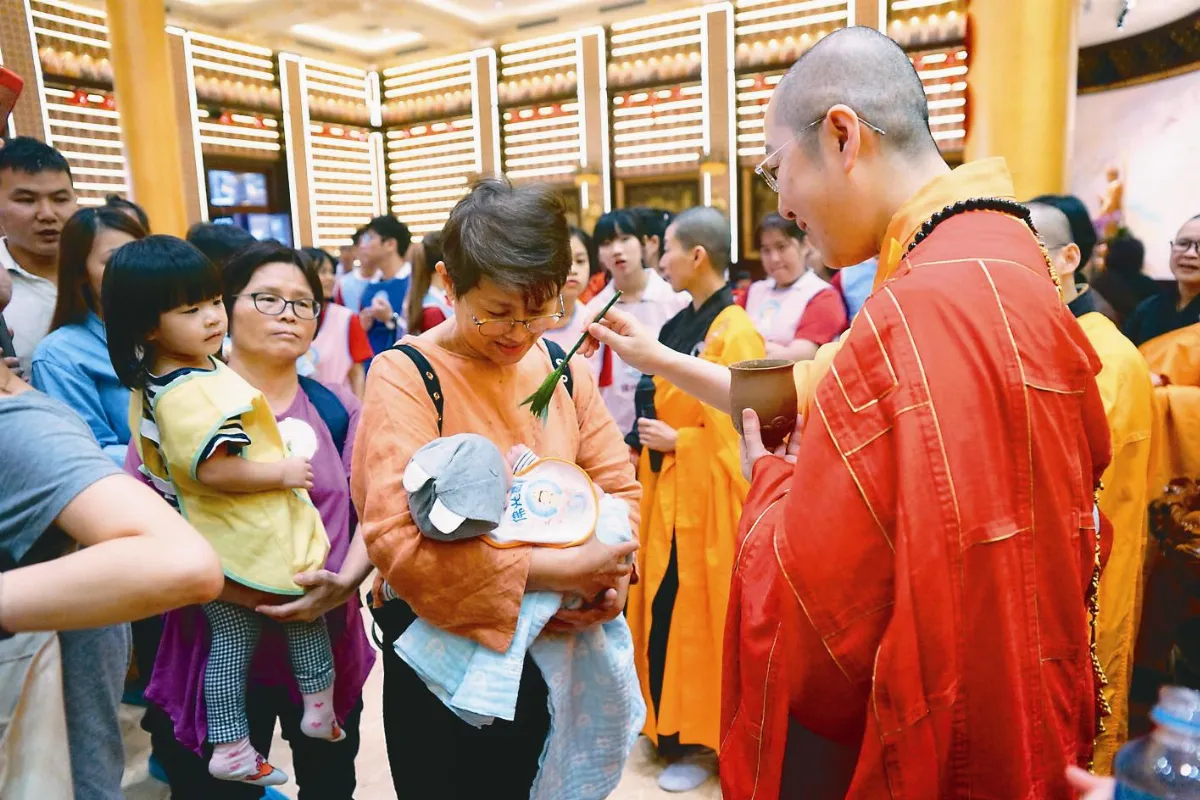 金光明佛光寶寶 眾人祝福