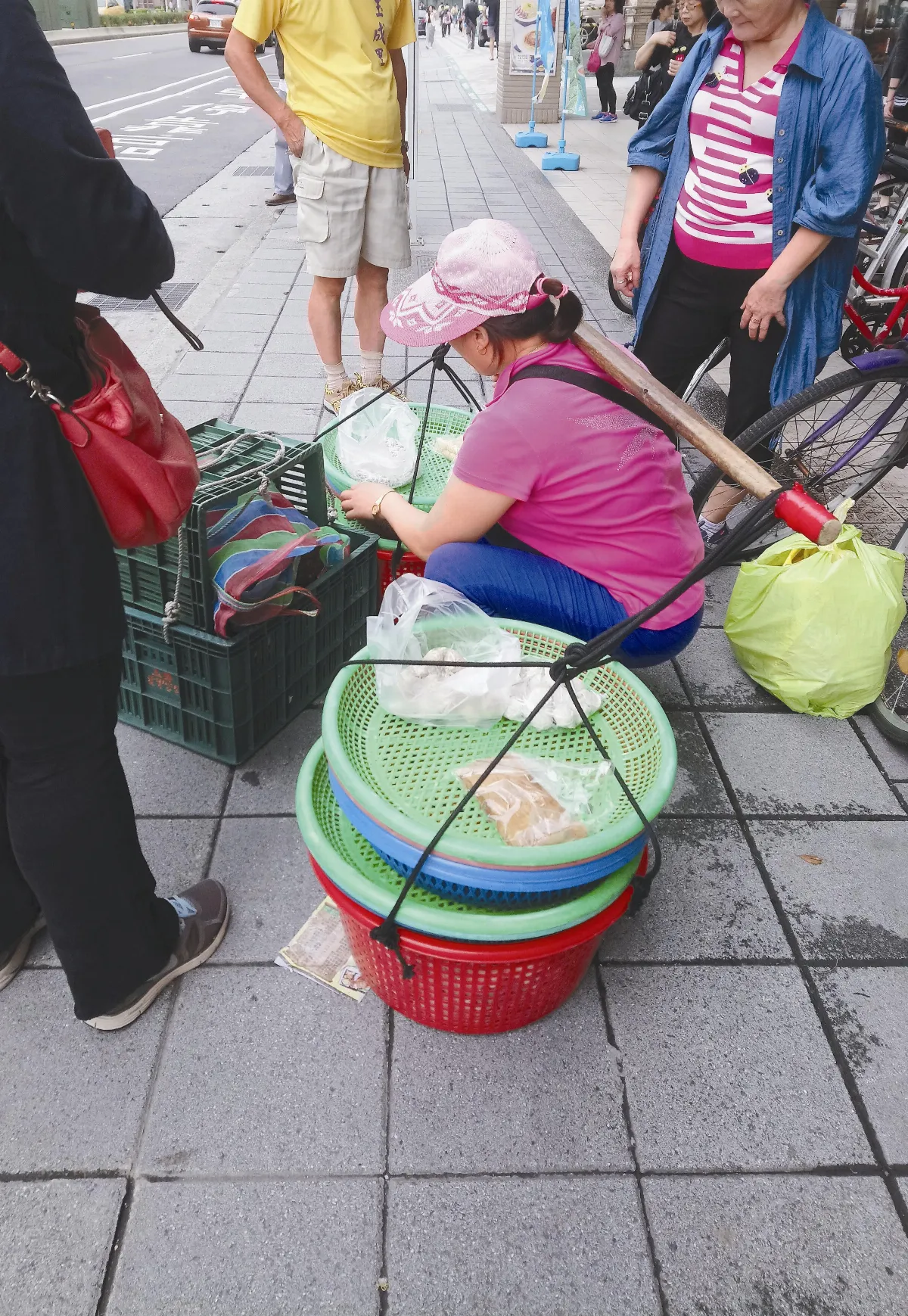 街道  奇景 女人好行
