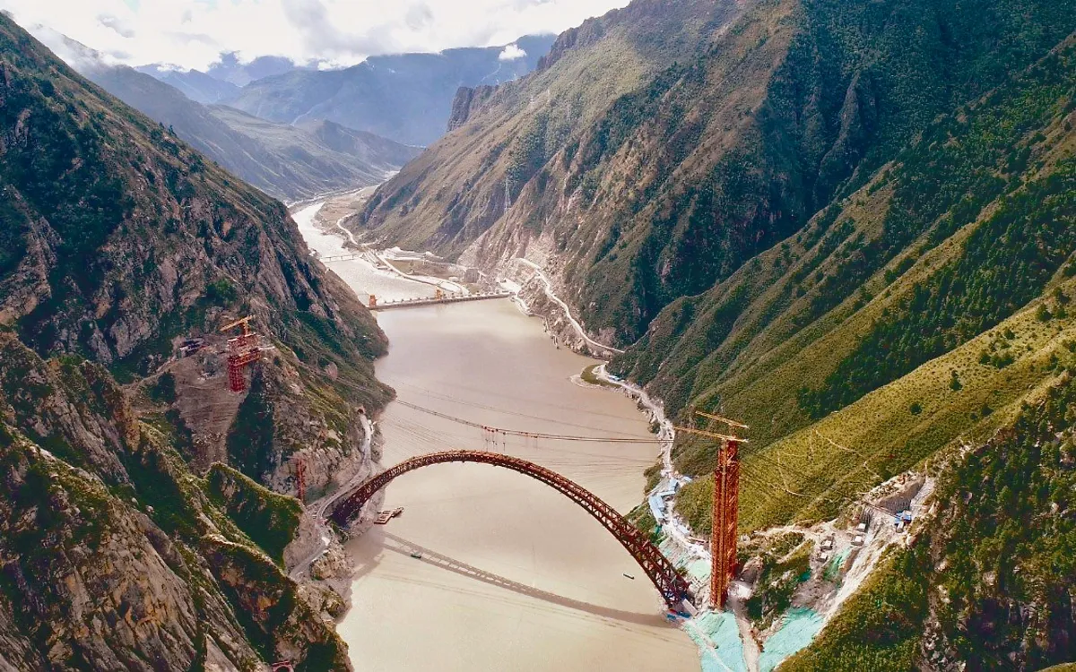 全球最難施工川藏鐵路 計畫2026年全線通車