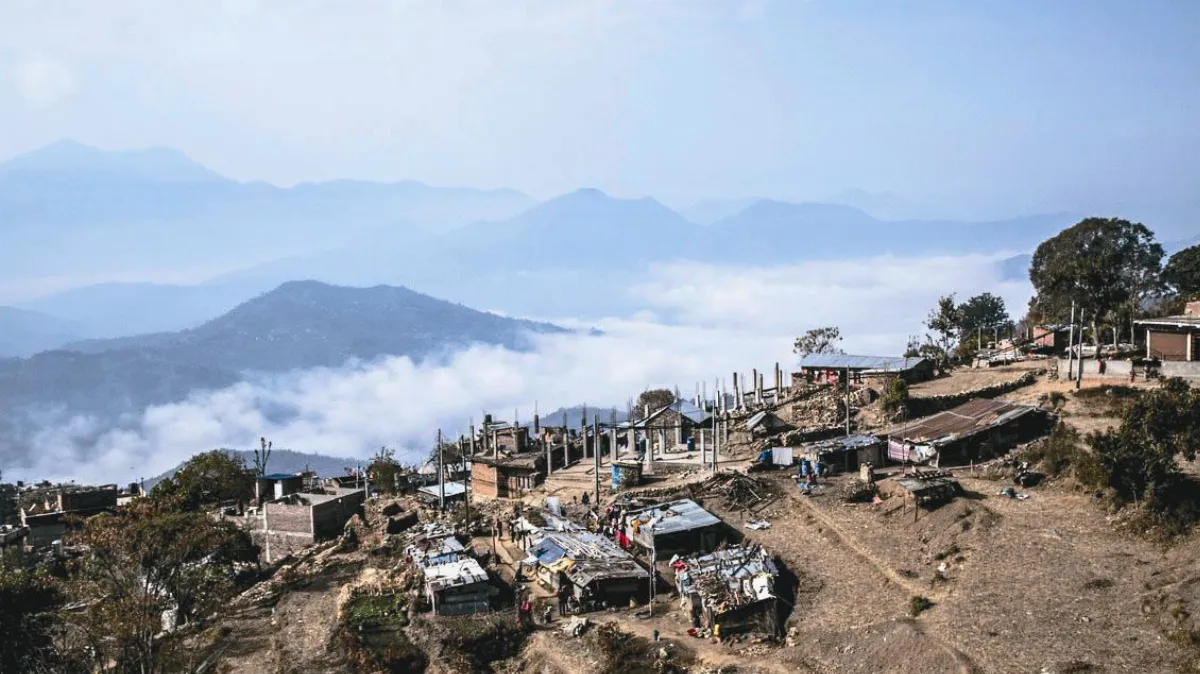 遠山呼喚 助聖母峰下貧童返校