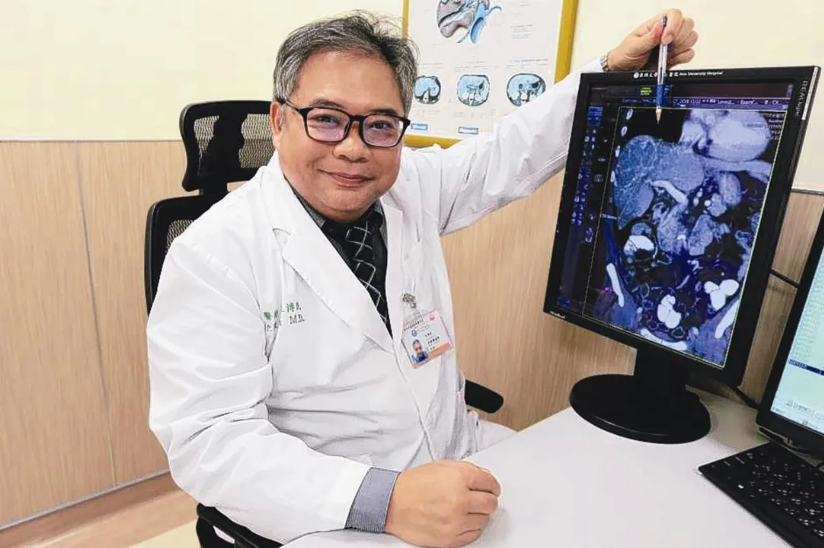 肝癌像千層派 標靶真光刀切除