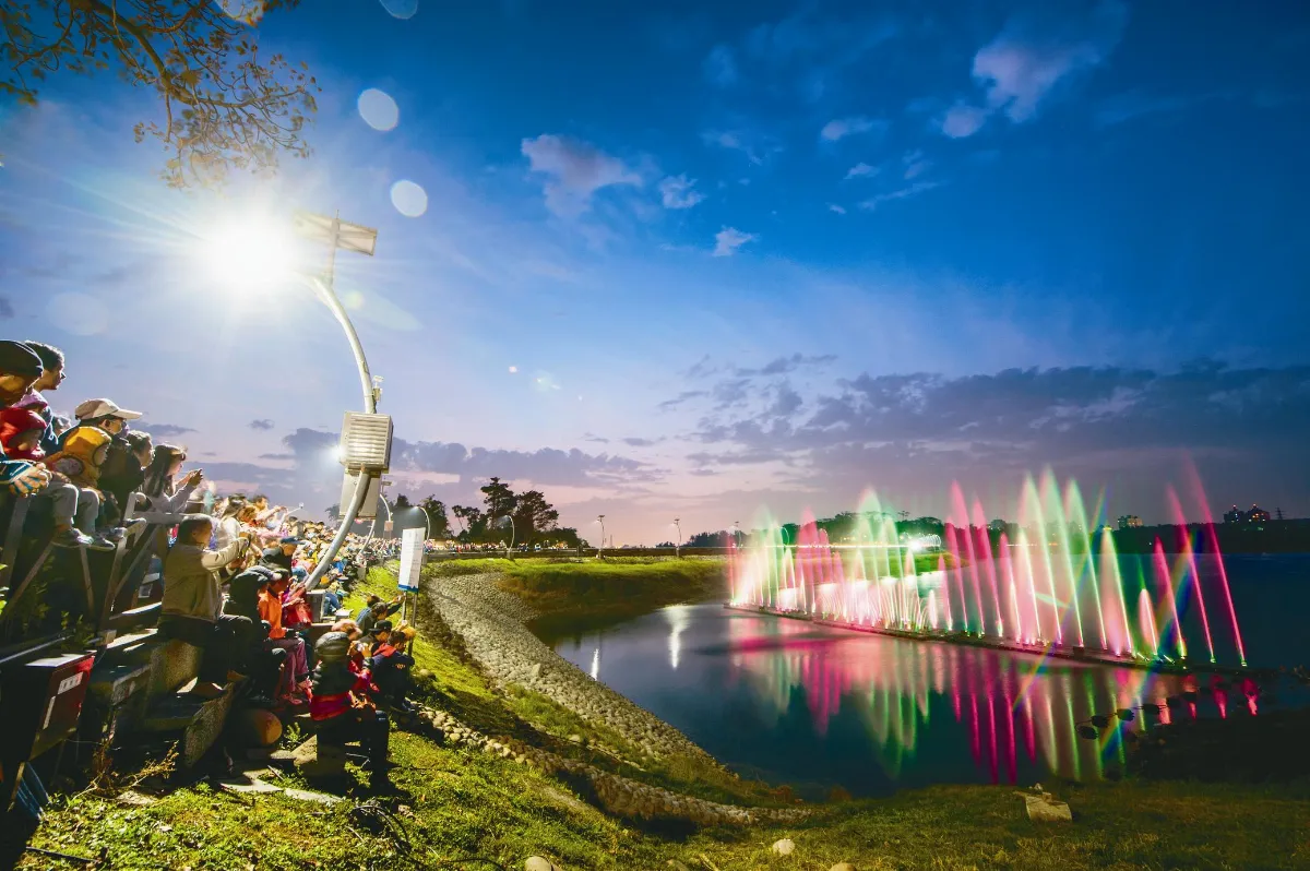 嘉市府反對 蘭潭、仁義潭 設太陽能板？