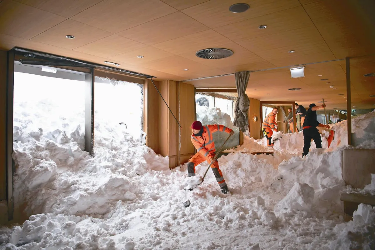 歐洲連場大雪 雪崩毀酒店