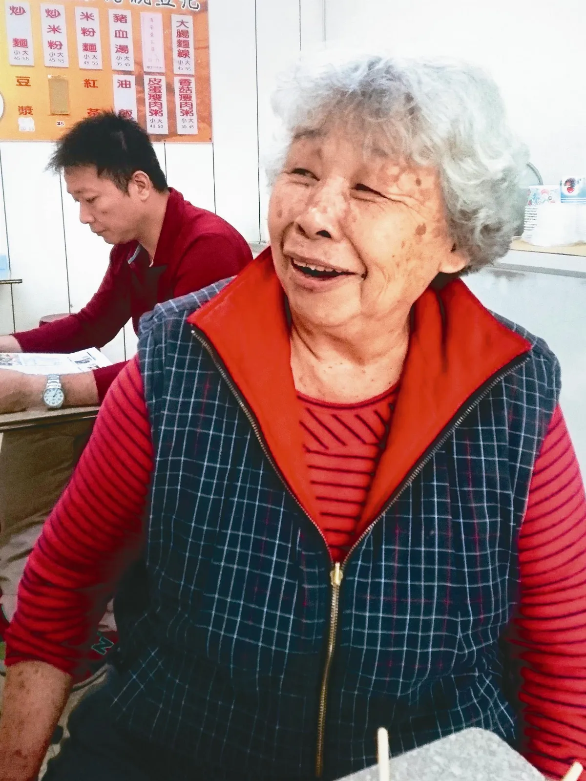 【石齋夜話】 豆花春婆婆巫春蓮