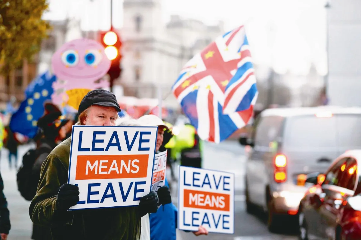 英脫歐協議表決 梅伊料慘敗