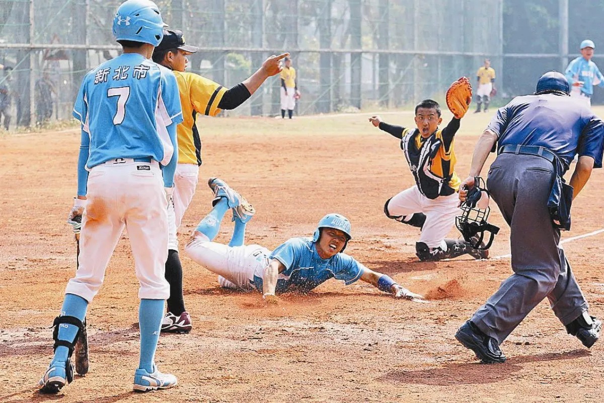 高中木棒組14年&ensp;18隊全勤賞