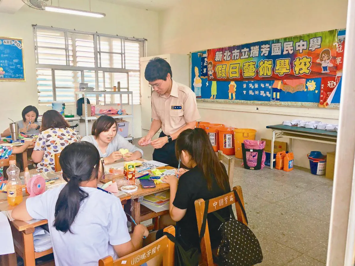 陪伴偏鄉生 替代役男退伍仍留校