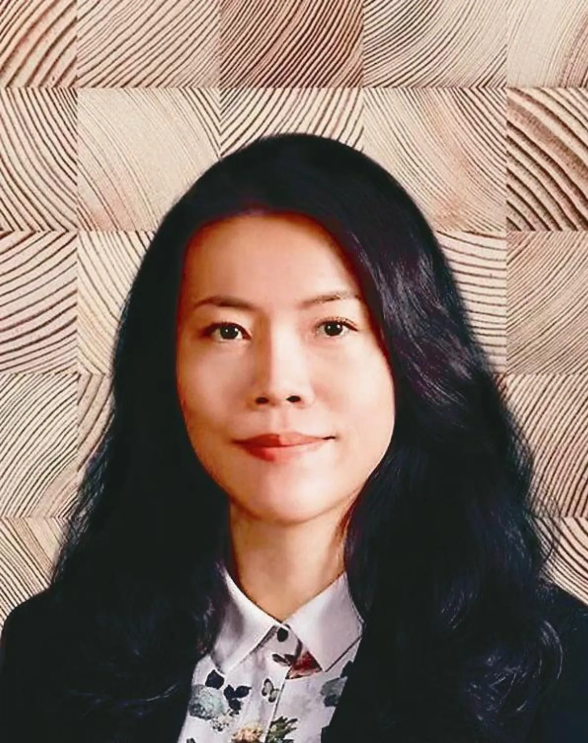 中國女首富 楊惠妍連莊