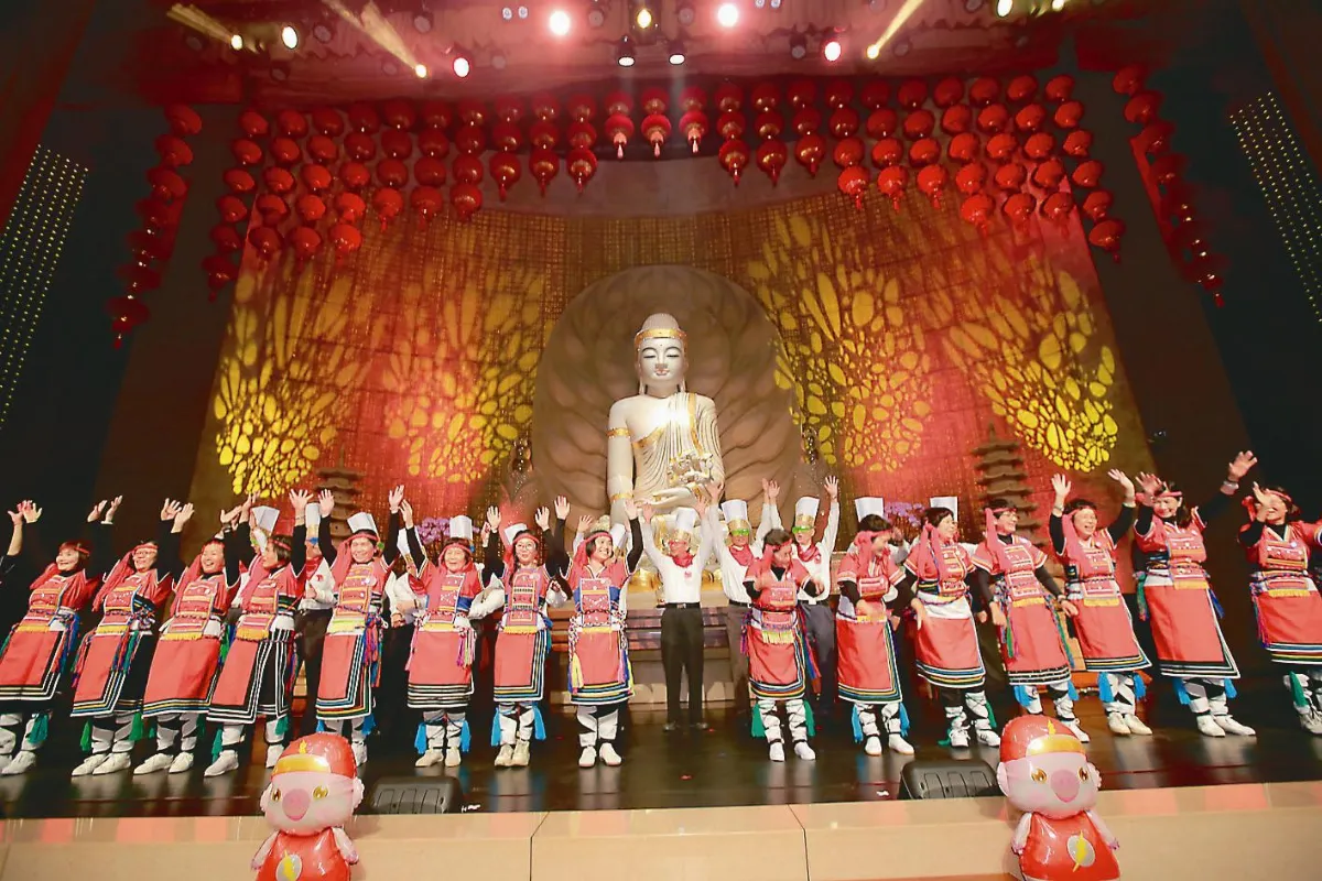 南屏歲末 展現佛光一家親